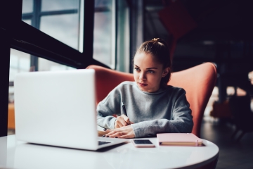 iStock-897335276%20-%20Beautiful%20female%20student%20preparing%20-%20360%20x%20240.jpg
